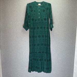 dRA Los Angeles Eyelet Green Prairie Cottage Core Slip Lined Maxi Dress